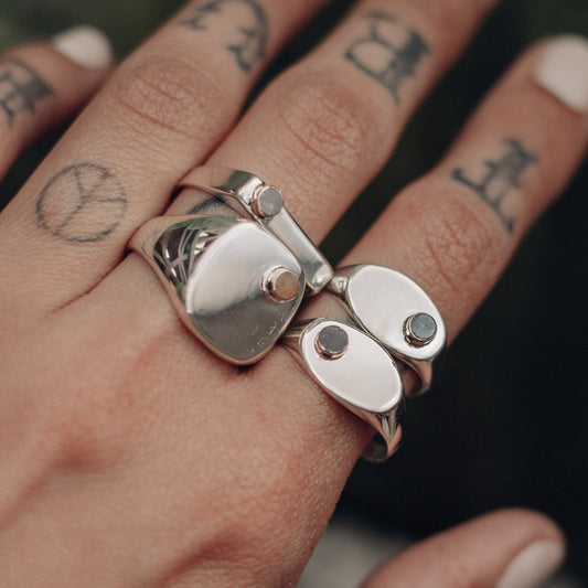 Punto & Aparte Ring