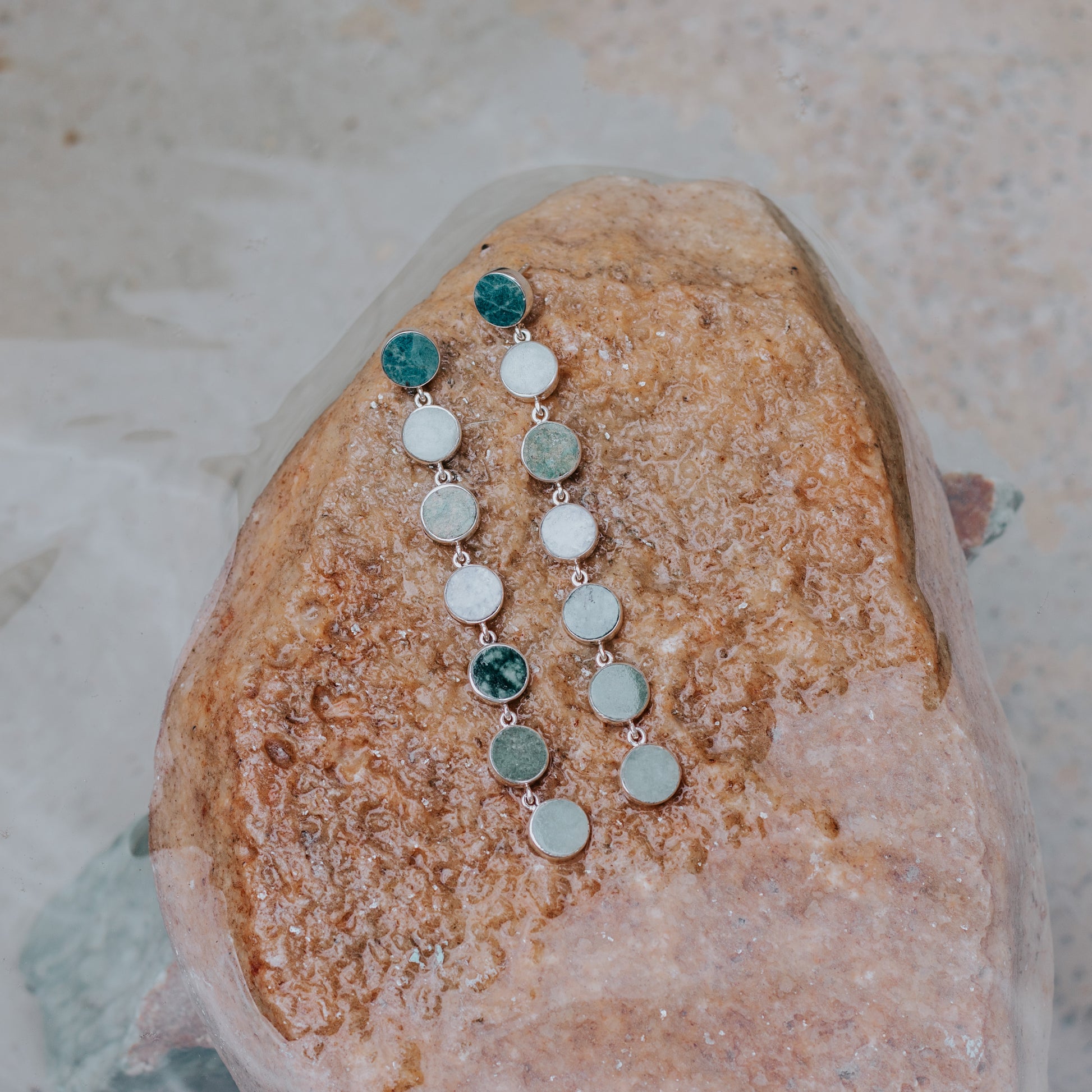 925 Sterling Silver and jade Earrings, Sterling Silver jewelry, Jade Stone Jewelry, Handmade jewelry in Guatemala, Sustainable jewelry