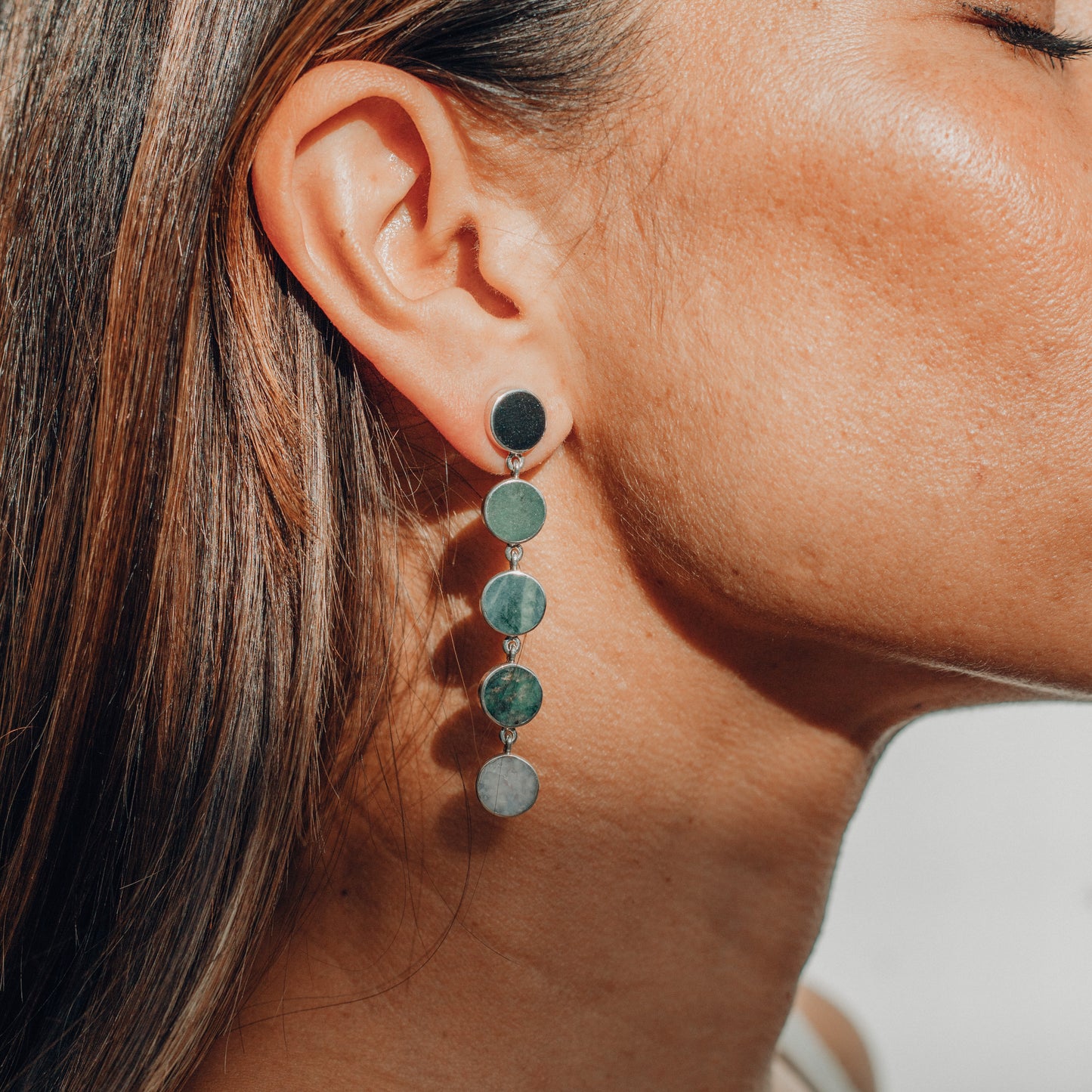 925 Sterling Silver and jade Earrings, Sterling Silver jewelry, Jade Stone Jewelry, Handmade jewelry in Guatemala, Sustainable jewelry