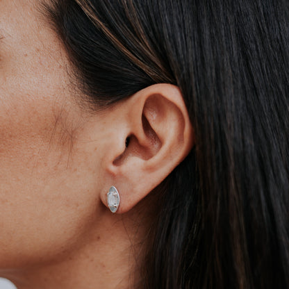 Luz de Luna Mini Earrings