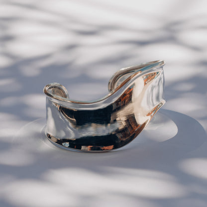 Osadia Cuff Bracelets - Smooth