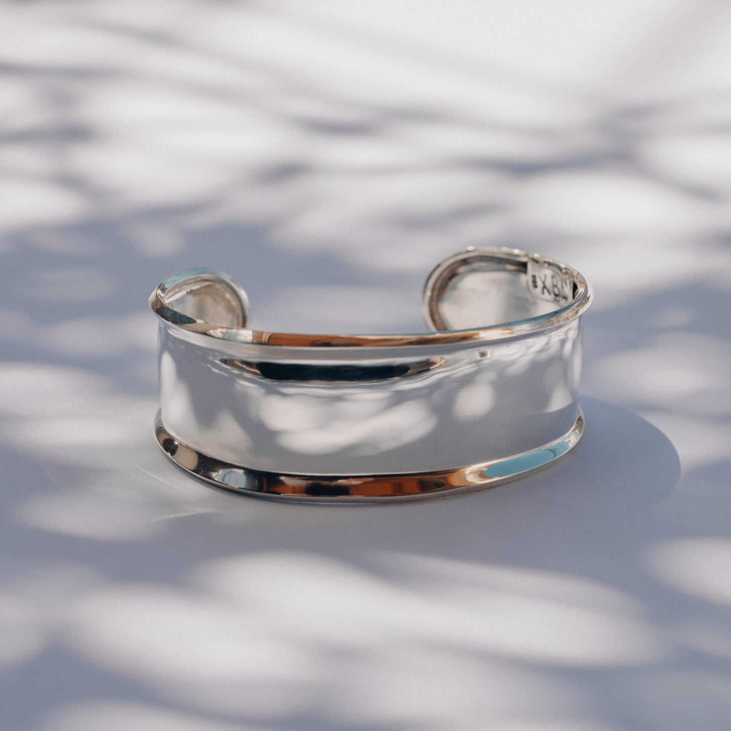 Osadia Cuff Bracelets - Smooth