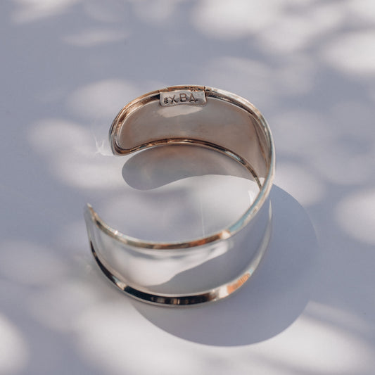 Osadia Cuff Bracelets - Smooth