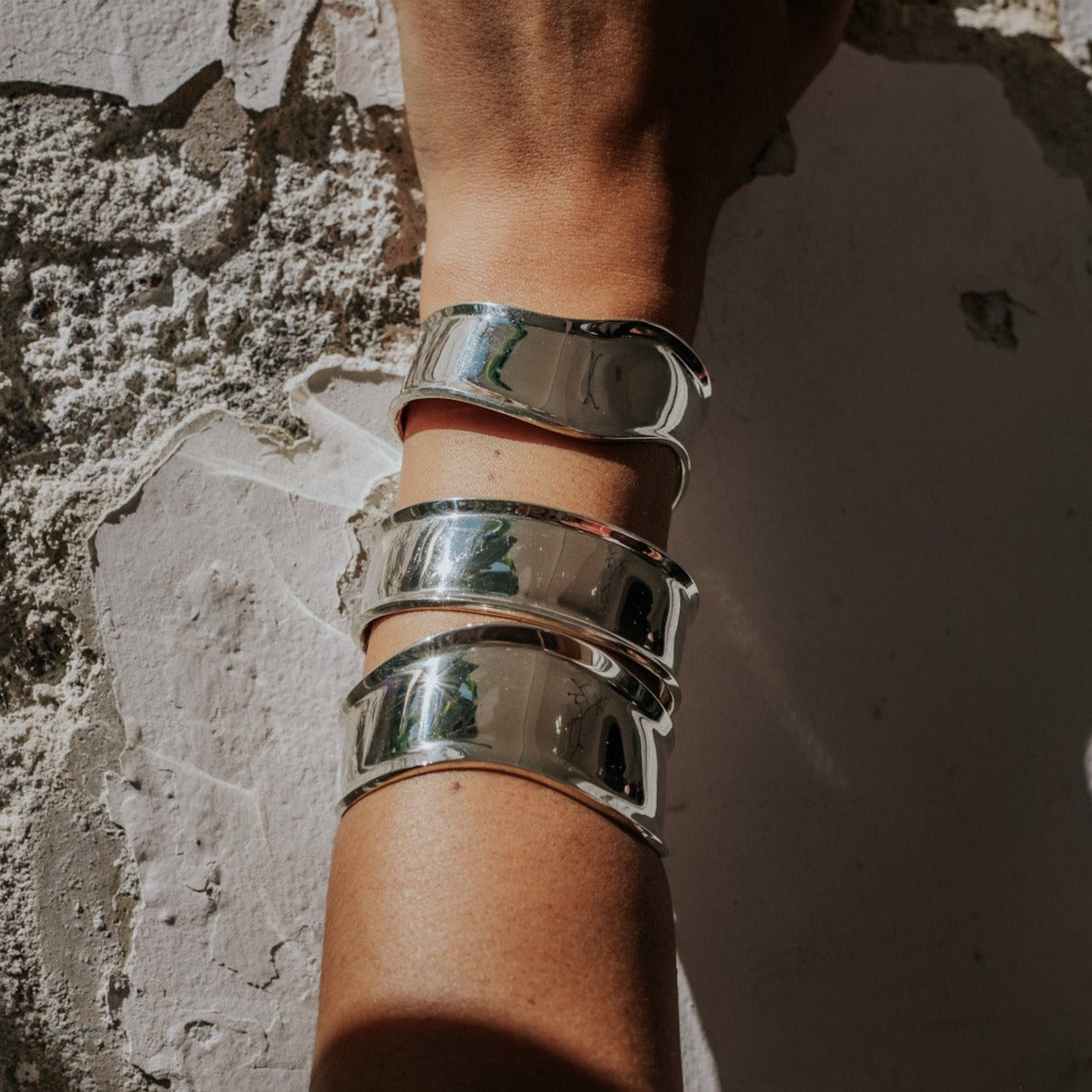 Osadia Cuff Bracelets - Smooth