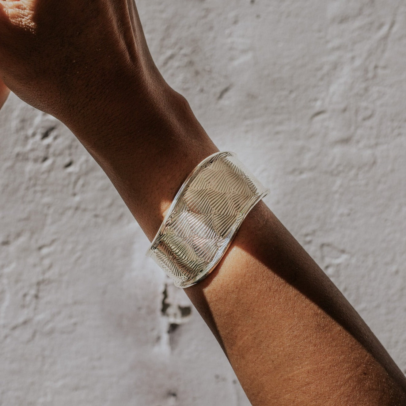 Osadia Cuff Bracelets - Linear