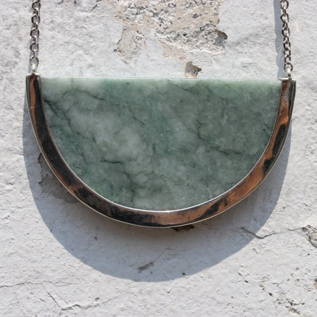 925 Sterling Silver and jade Necklaces, Sterling Silver jewelry, Jade Stone Jewelry, Handmade jewelry in Guatemala, Sustainable jewelry