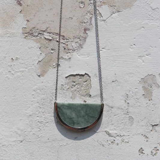 925 Sterling Silver and jade Necklaces, Sterling Silver jewelry, Jade Stone Jewelry, Handmade jewelry in Guatemala, Sustainable jewelry